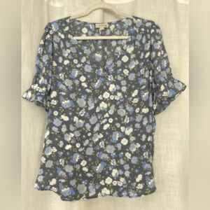 Loft Floral V-Neck Ruffle Sleeve Top - Blue Sz Lg